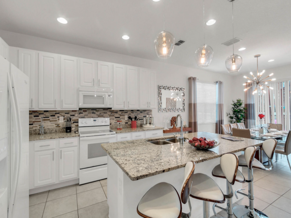 Elegant Villa Near Disney - Perfect Family Getaway